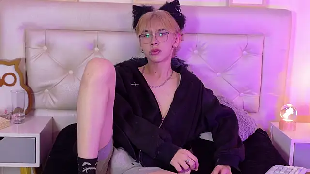 Kim_AdrienのライブXXXチャット