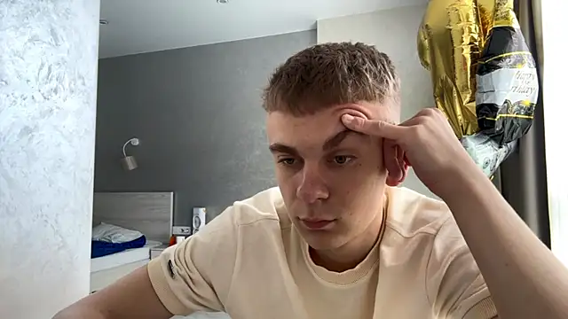 SoloFury Chat XXX in diretta
