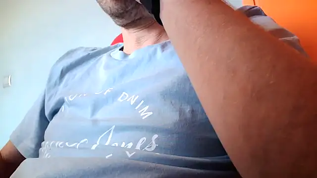 XXX chat uživo modela truble78