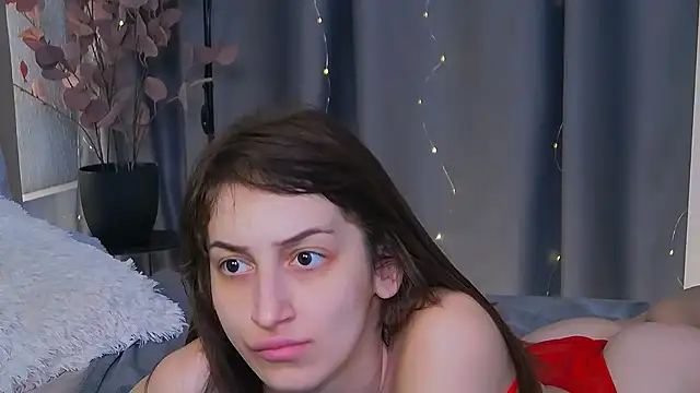 Онлайн чат XXX SofiaHill