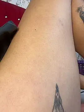 Živý XXX chat Larissa_Antonella