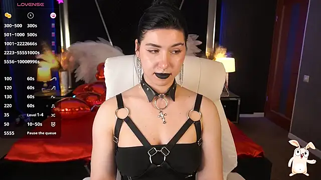 צ'אט XXX בשידור חי של EmilyCandyy