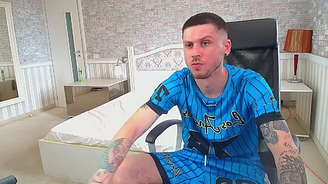 Živý XXX chat JonahShaw