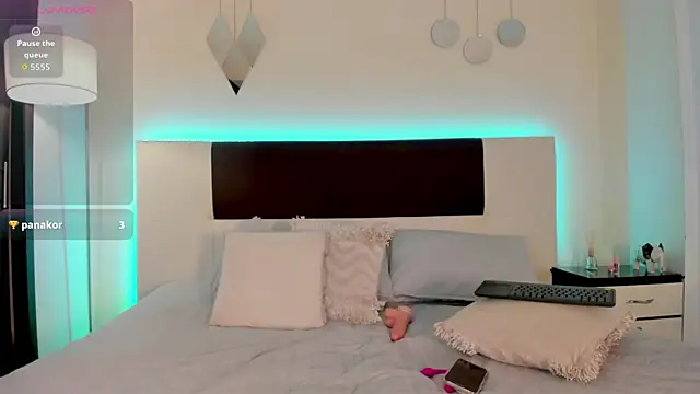 Sky_Loren Live XXX Chat