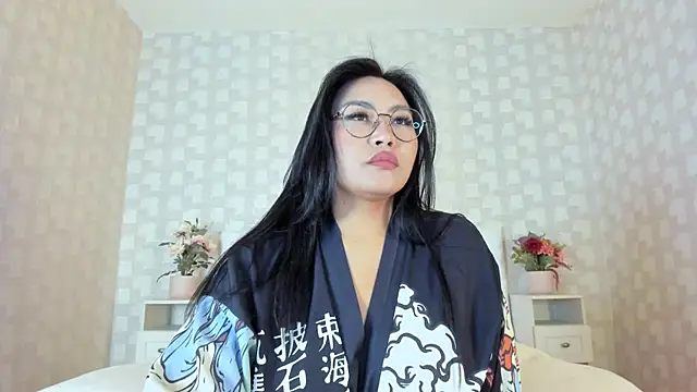 NatsumiHun Chat XXX live