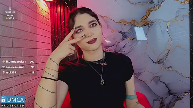 MaeveKuro's Live XXX Chat
