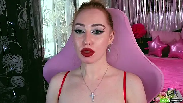 TinaBrook Adlı Modelin Canlı XXX Sohbeti