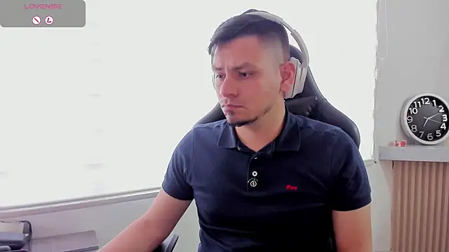 Rick_Adams Live XXX-Chat