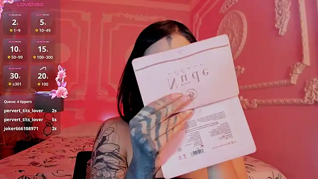 Kat_VonDe's Live XXX Chat
