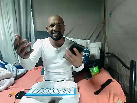 Camodick élő XXX-chatje