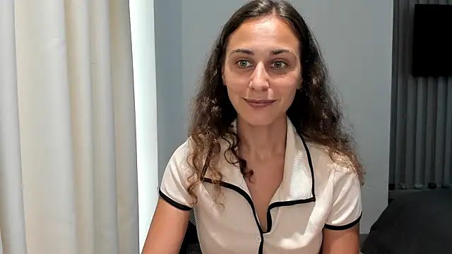 Chat XXX en directo de juliamoore1