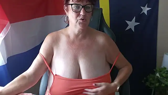 GrandJo69 Live XXX Chat
