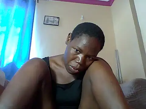 Blacksexyqueen24's Live XXX Chat