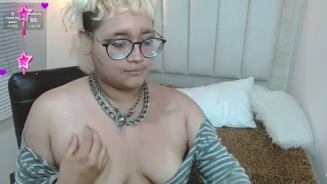 Echypyon_'s Live XXX Chat