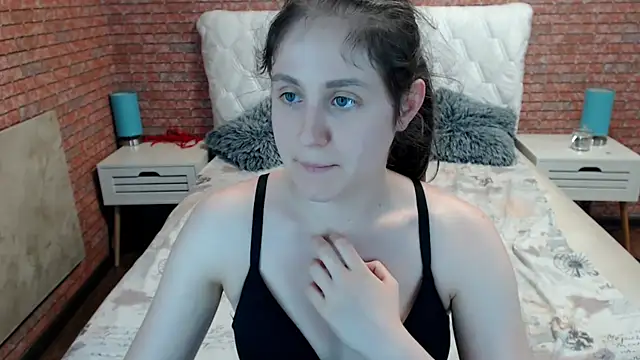 Holliy_Cooper Live XXX Chat