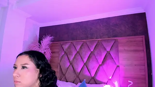 Онлайн чат XXX CristineRainn_