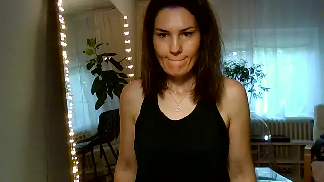 Ms-Lust1-'s Live XXX Chat
