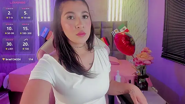 Miah_Palacio Live XXX-chat