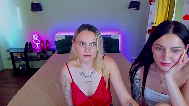 MagicEyess' Live XXX Chat