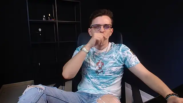 FelixStarkk 现场XXX聊天