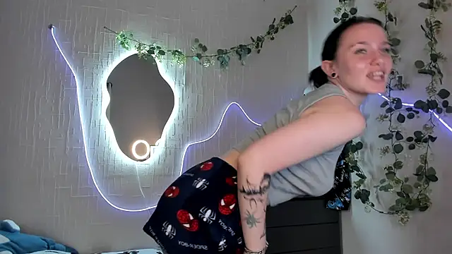 Elastikisss' Live XXX Chat