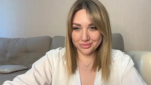 VickyLove047 XXX чат на живо
