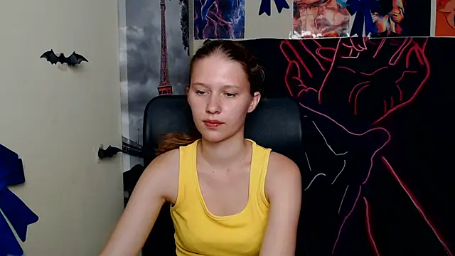 StellaCRL Adlı Modelin Canlı XXX Sohbeti