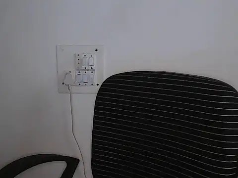 Reddy_Trisha élő XXX-chatje