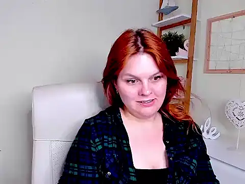 GingerKitten1: онлайн-секс-чат