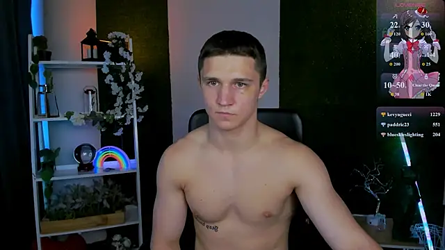 emmanuel_shine Adlı Modelin Canlı XXX Sohbeti