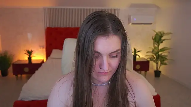 Chat +18 de EmmyCharmm ao vivo