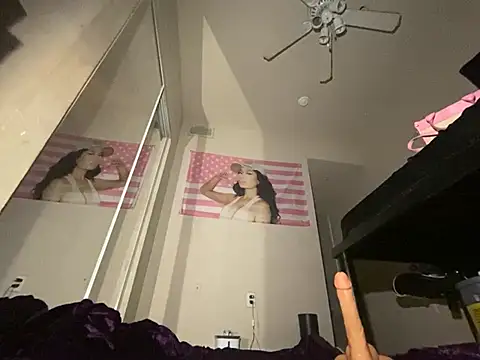 Creolegirl19 élő XXX-chatje
