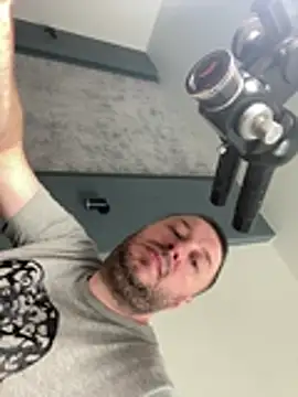 Chat +18 de DorianJeday ao vivo