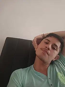 wickedboy_twin1's Live XXX Chat
