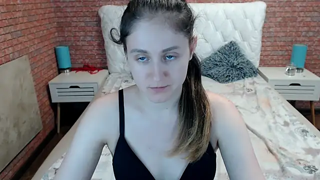Chatroom XXX en direct de Holliy_Cooper