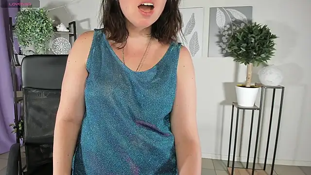 Chat +18 de MartaEdams ao vivo