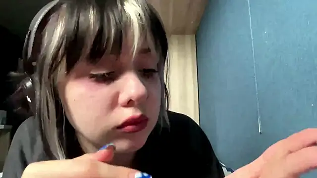 AueshaSimon Live XXX-chat