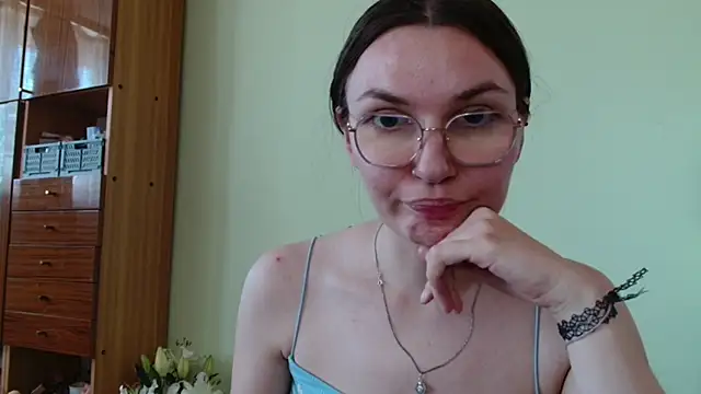LooveELLYx: онлайн-секс-чат