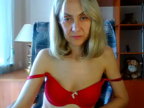 Tanya6547 Live XXX-Chat
