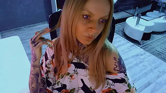 InesGold Live XXX Chat