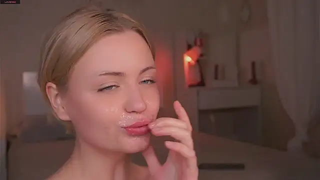 missbeatriss Adlı Modelin Canlı XXX Sohbeti