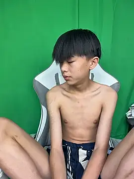 DD-101 – Live XXX-chat