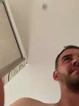 Maxpeins – Naživo XXX chat