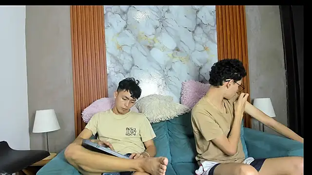 VERY_HOT_GUYS 라이브 XXX 채팅