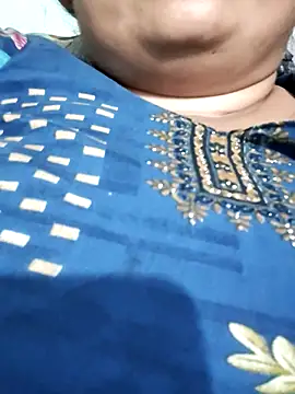 Chatroom XXX en direct de Hot_indian_Milf
