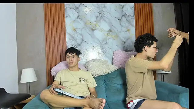 VERY_HOT_GUYS Obrolan Langsung XXX