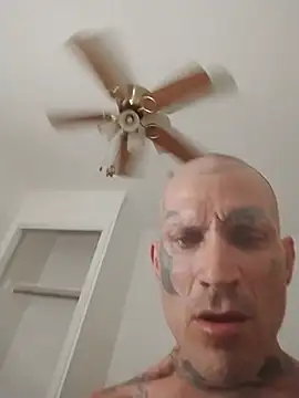 Casey884life webkamerás műsora