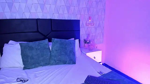 EmeelyMuller Chat XXX live