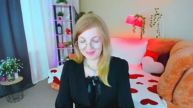 YourUniverser's Live XXX Chat