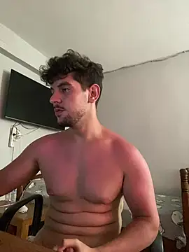 Chat XXX en directo de HornyMaster3169